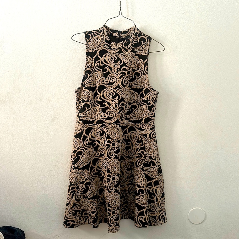 Forever 21 Cute Floral Swirl Printed Dress Size L